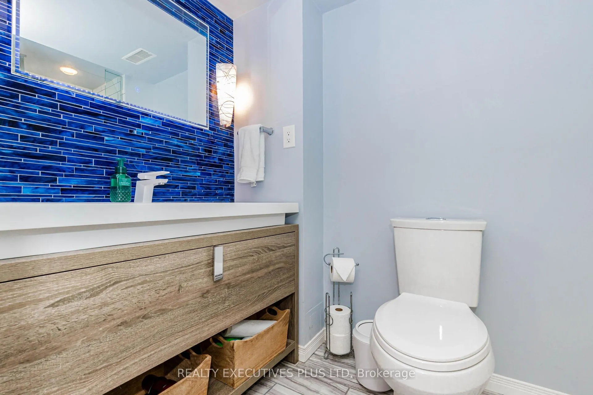 Photo 41 of 12 Maidstone Crescent, Brampton, Central Park — HOMEH