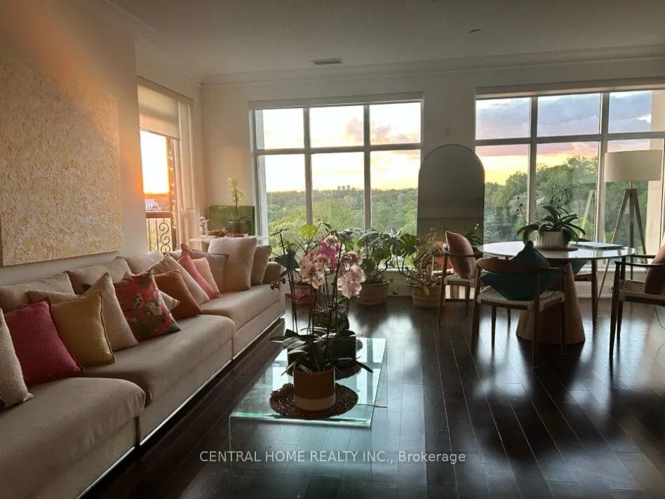 Photo 15 of Unit 825, 1 Old Mill Drive, Toronto, High Park-Swansea — HOMEH