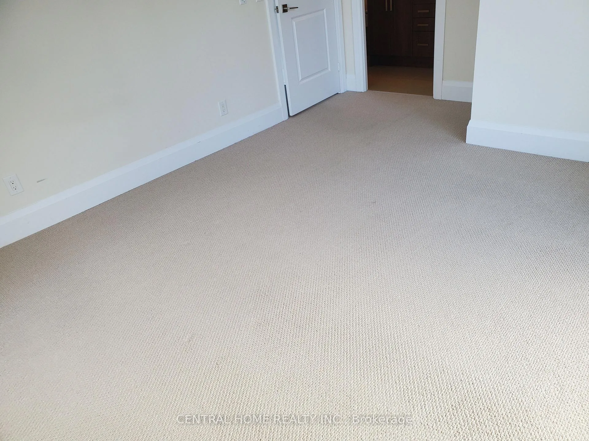 Photo 17 of Unit 825, 1 Old Mill Drive, Toronto, High Park-Swansea — HOMEH