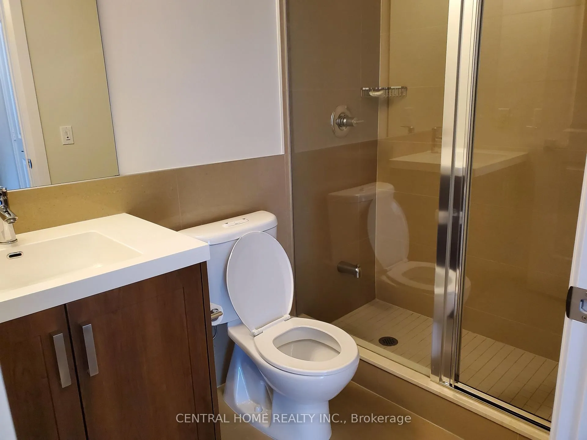Photo 20 of Unit 825, 1 Old Mill Drive, Toronto, High Park-Swansea — HOMEH