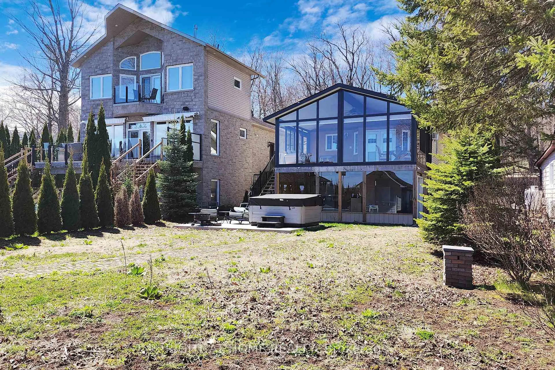 Photo 7 of 36 Hills Road, Kawartha Lakes, Bobcaygeon — HOMEH