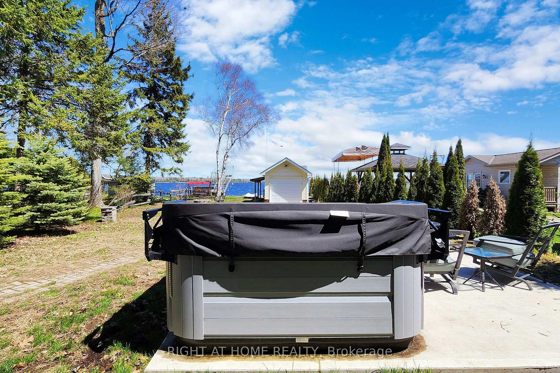 Photo 13 of 36 Hills Road, Kawartha Lakes, Bobcaygeon — HOMEH