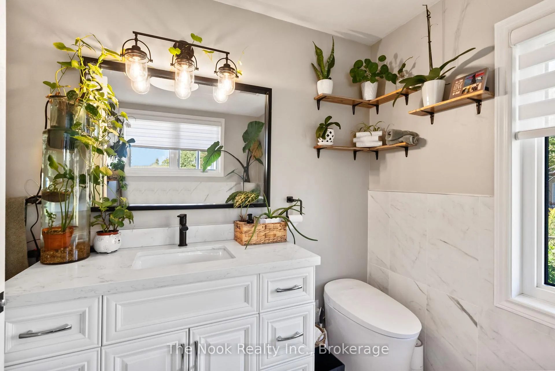 Photo 5 of 46 Mcguire Beach Road, Kawartha Lakes, Carden — HOMEH