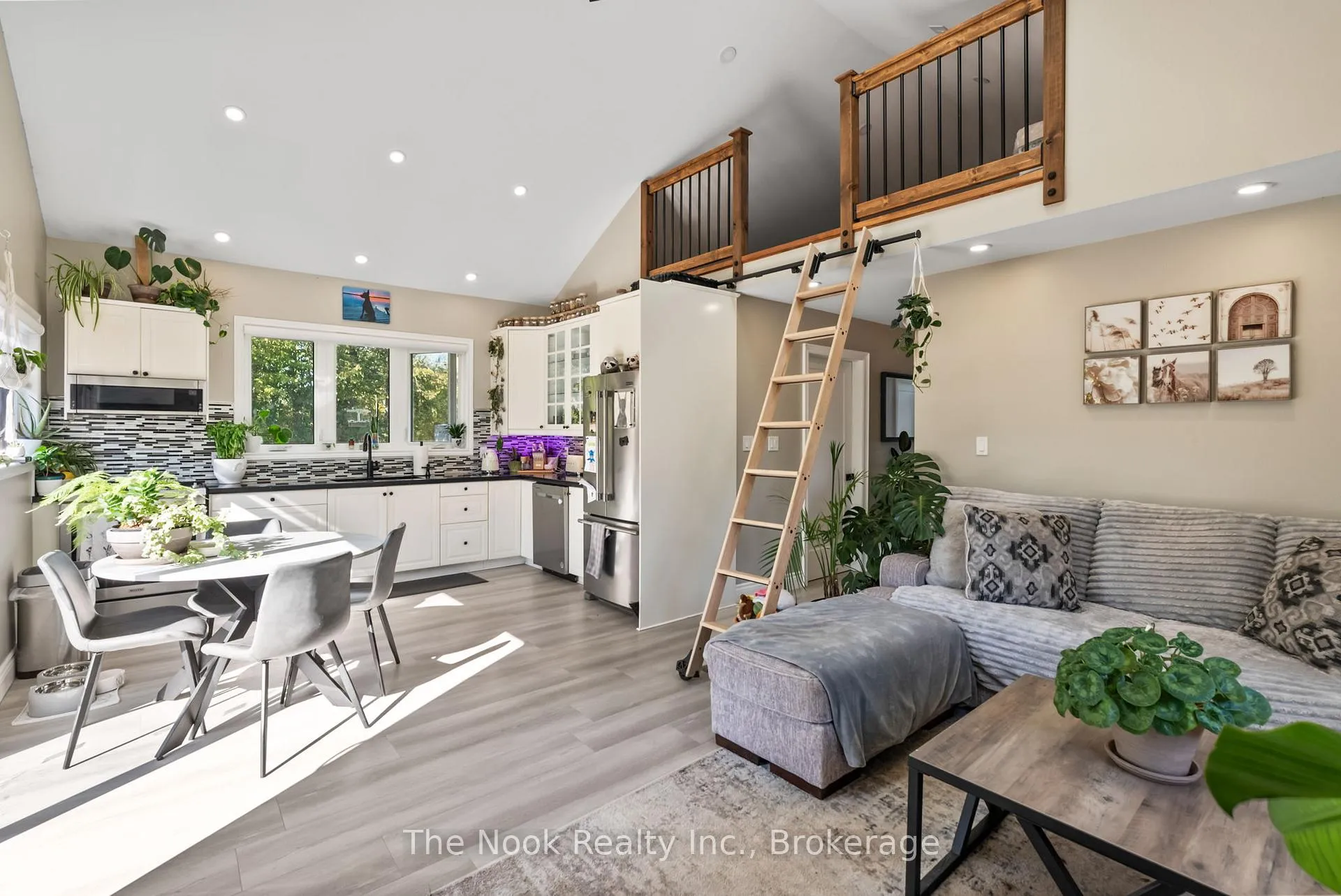 Photo 9 of 46 Mcguire Beach Road, Kawartha Lakes, Carden — HOMEH