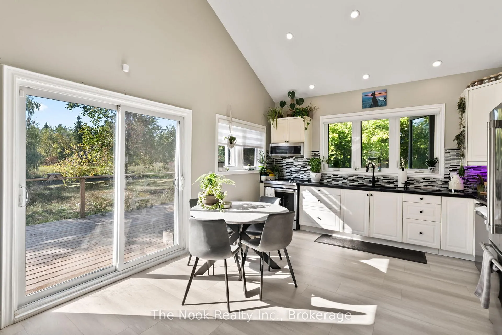 Photo 13 of 46 Mcguire Beach Road, Kawartha Lakes, Carden — HOMEH