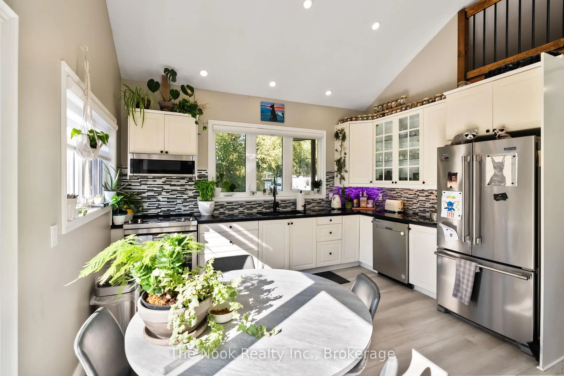 Photo 14 of 46 Mcguire Beach Road, Kawartha Lakes, Carden — HOMEH