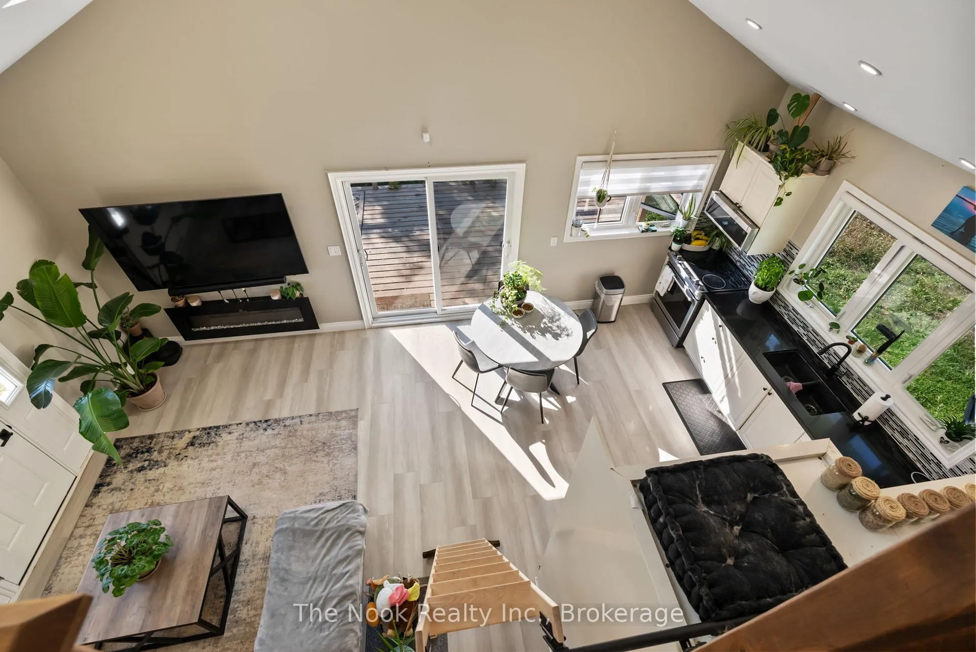 Photo 16 of 46 Mcguire Beach Road, Kawartha Lakes, Carden — HOMEH