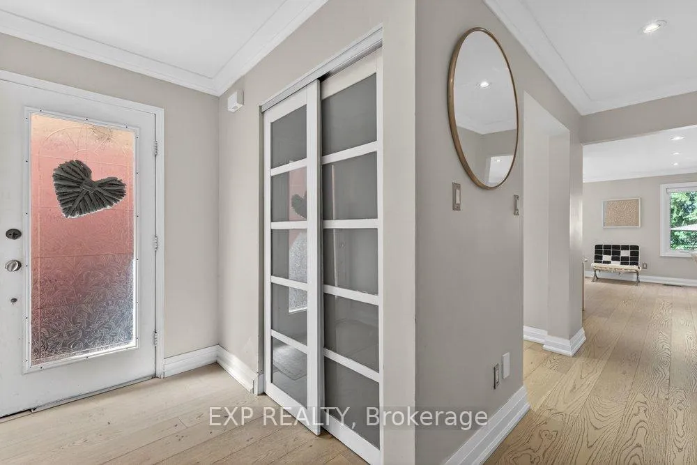 Photo 3 of 84 Judith Avenue, Vaughan, Brownridge — HOMEH