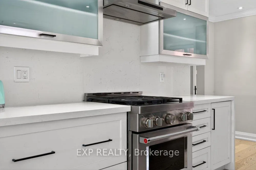 Photo 9 of 84 Judith Avenue, Vaughan, Brownridge — HOMEH