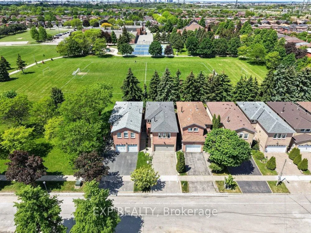 Photo 48 of 84 Judith Avenue, Vaughan, Brownridge — HOMEH