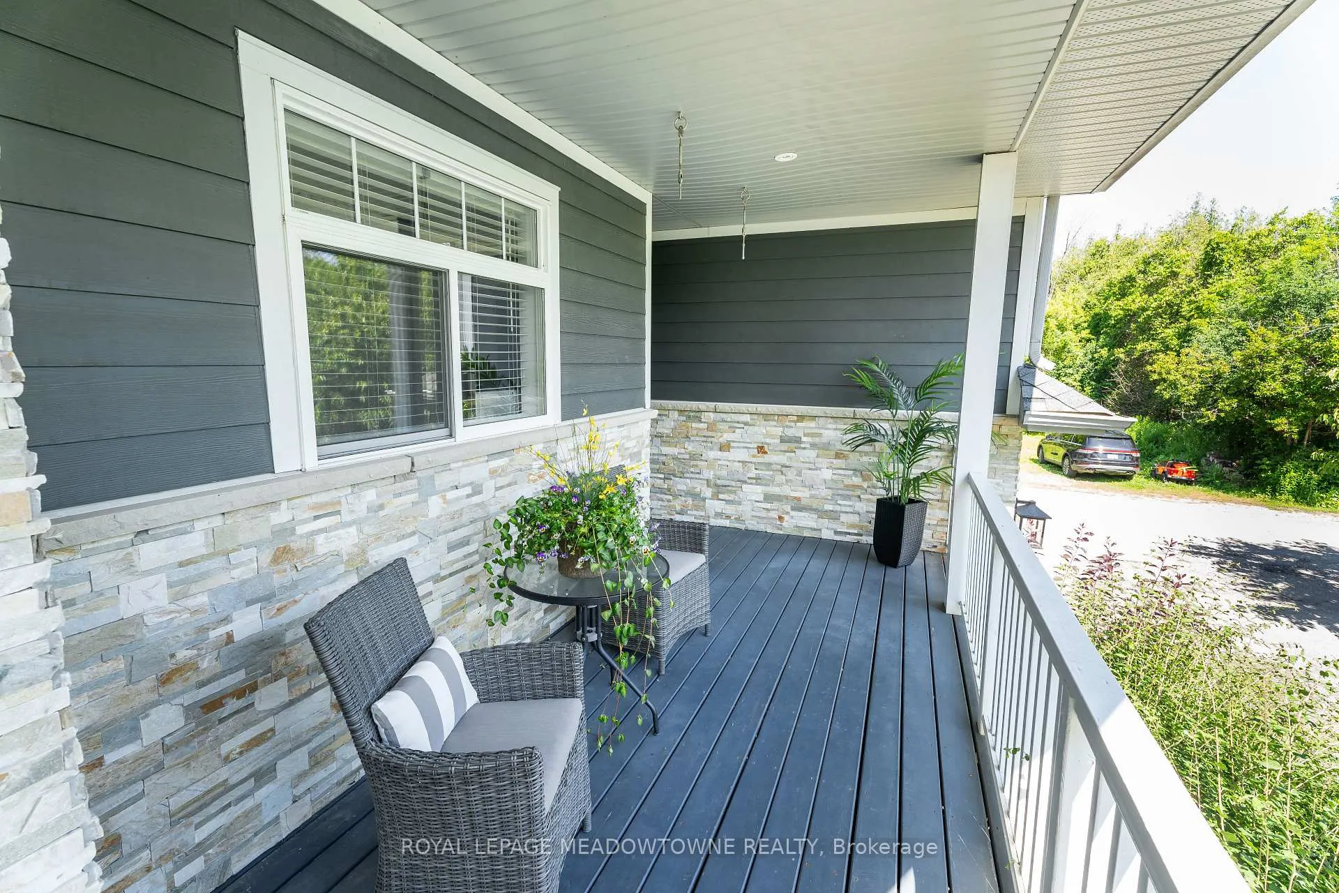 Photo 5 of 254 Main Street S, Halton Hills, Georgetown — HOMEH