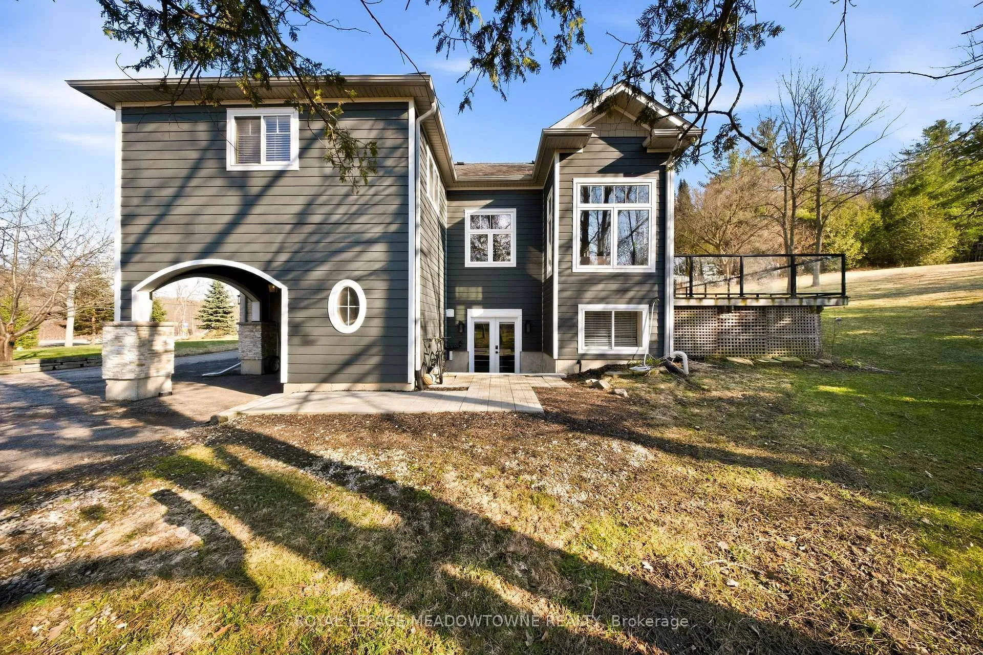 Photo 45 of 254 Main Street S, Halton Hills, Georgetown — HOMEH