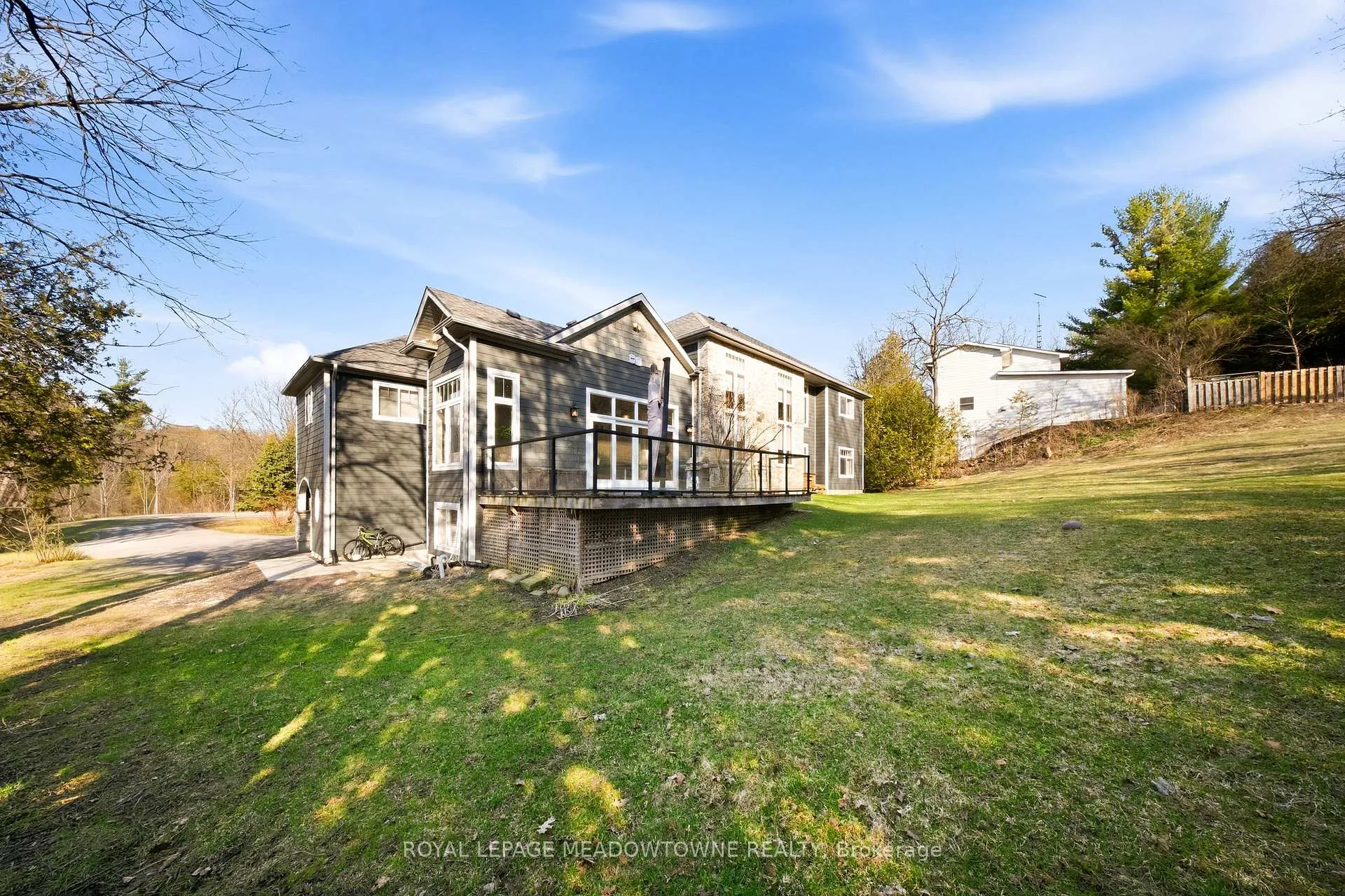 Photo 46 of 254 Main Street S, Halton Hills, Georgetown — HOMEH