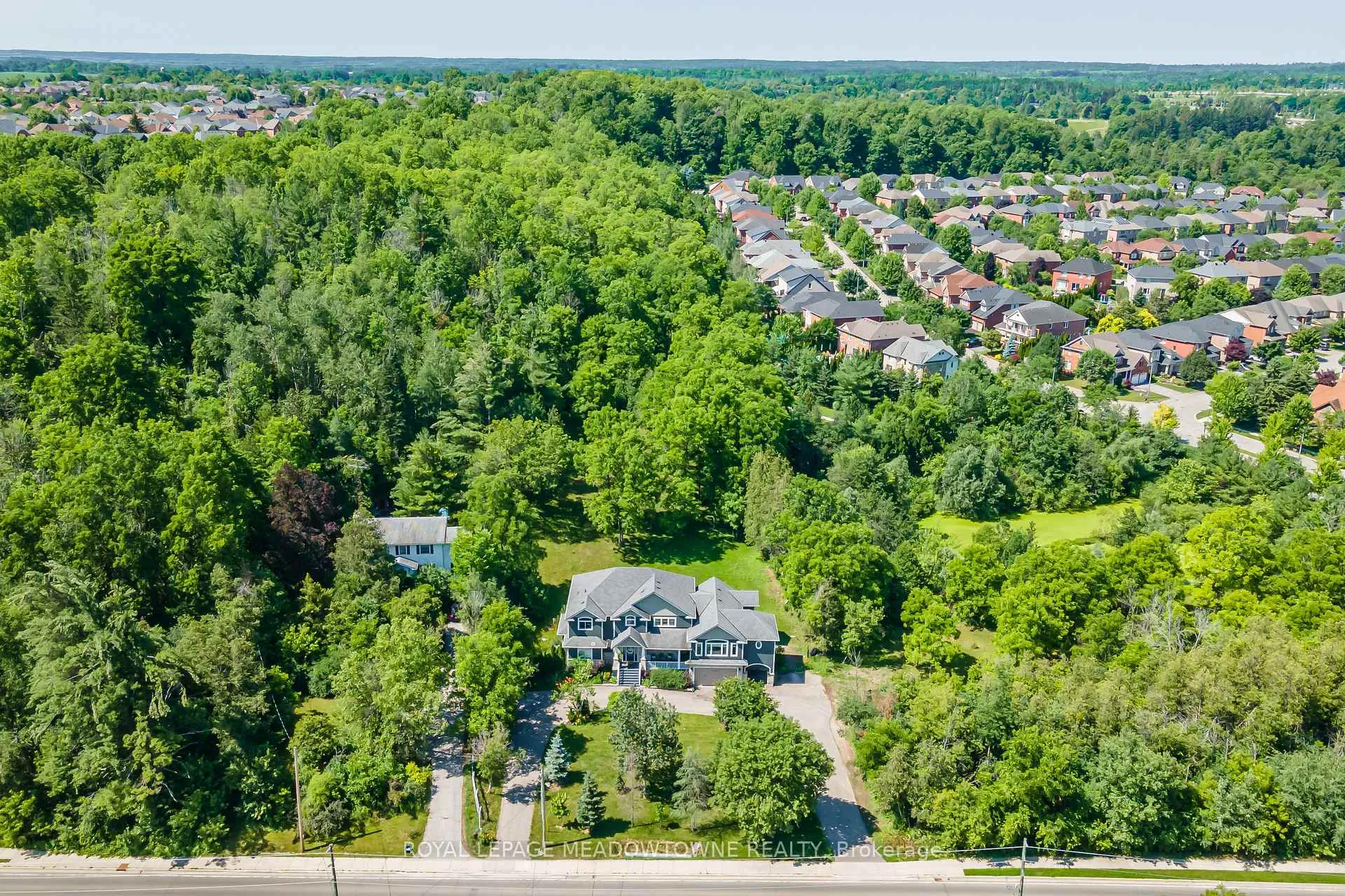 Photo 48 of 254 Main Street S, Halton Hills, Georgetown — HOMEH