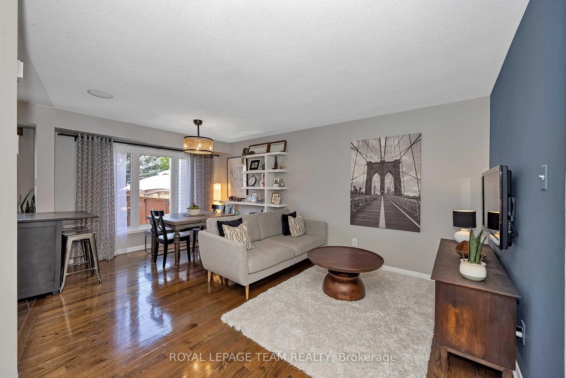 Photo 5 of 226 Arrita Street, Ottawa, Kanata - Emerald Meadows/Trailwest — HOMEH