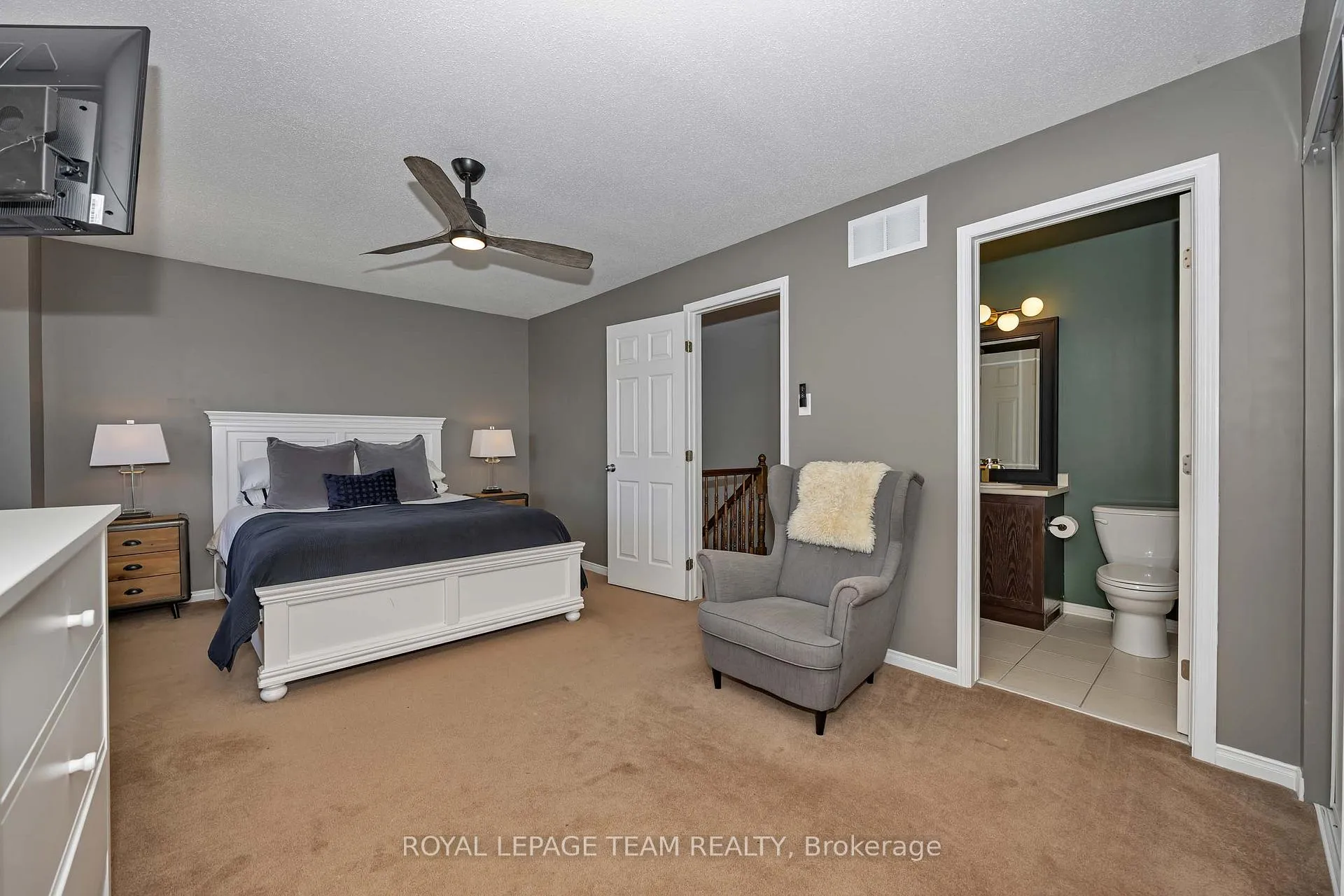 Photo 20 of 226 Arrita Street, Ottawa, Kanata - Emerald Meadows/Trailwest — HOMEH