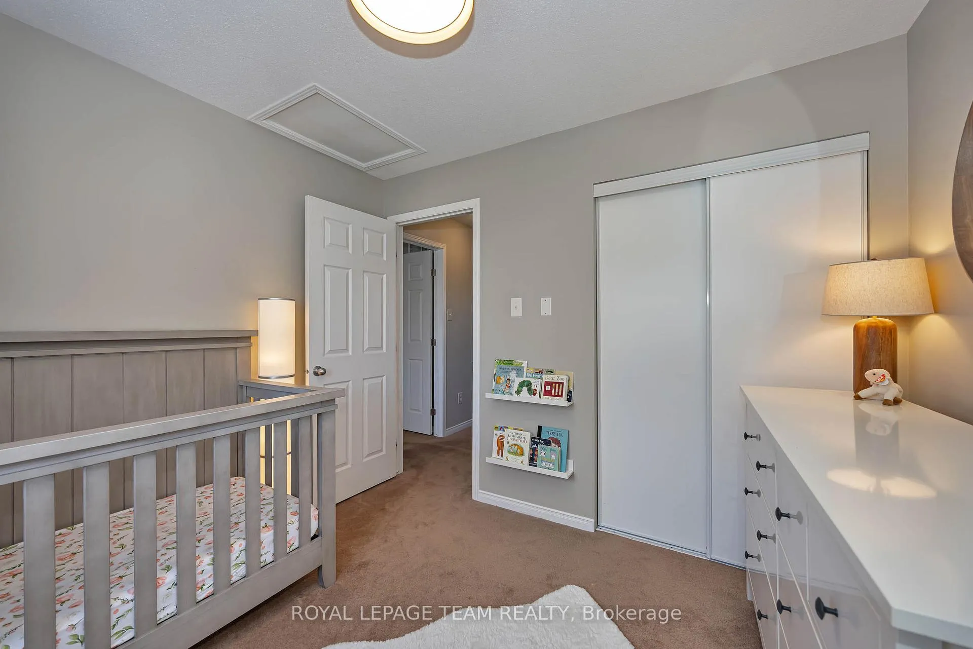 Photo 25 of 226 Arrita Street, Ottawa, Kanata - Emerald Meadows/Trailwest — HOMEH