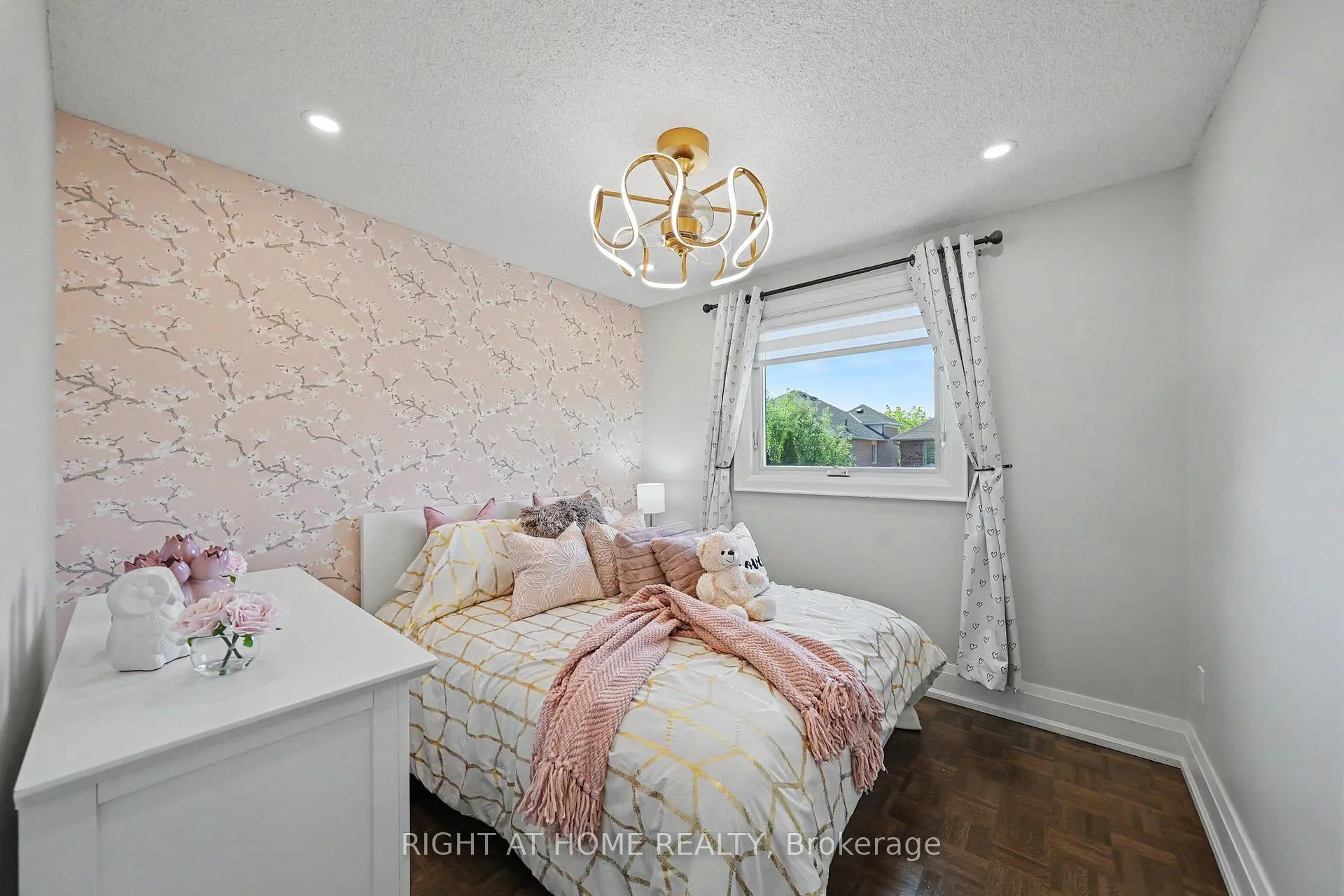 Photo 19 of 235 Montebello Avenue, Vaughan, Sonoma Heights — HOMEH