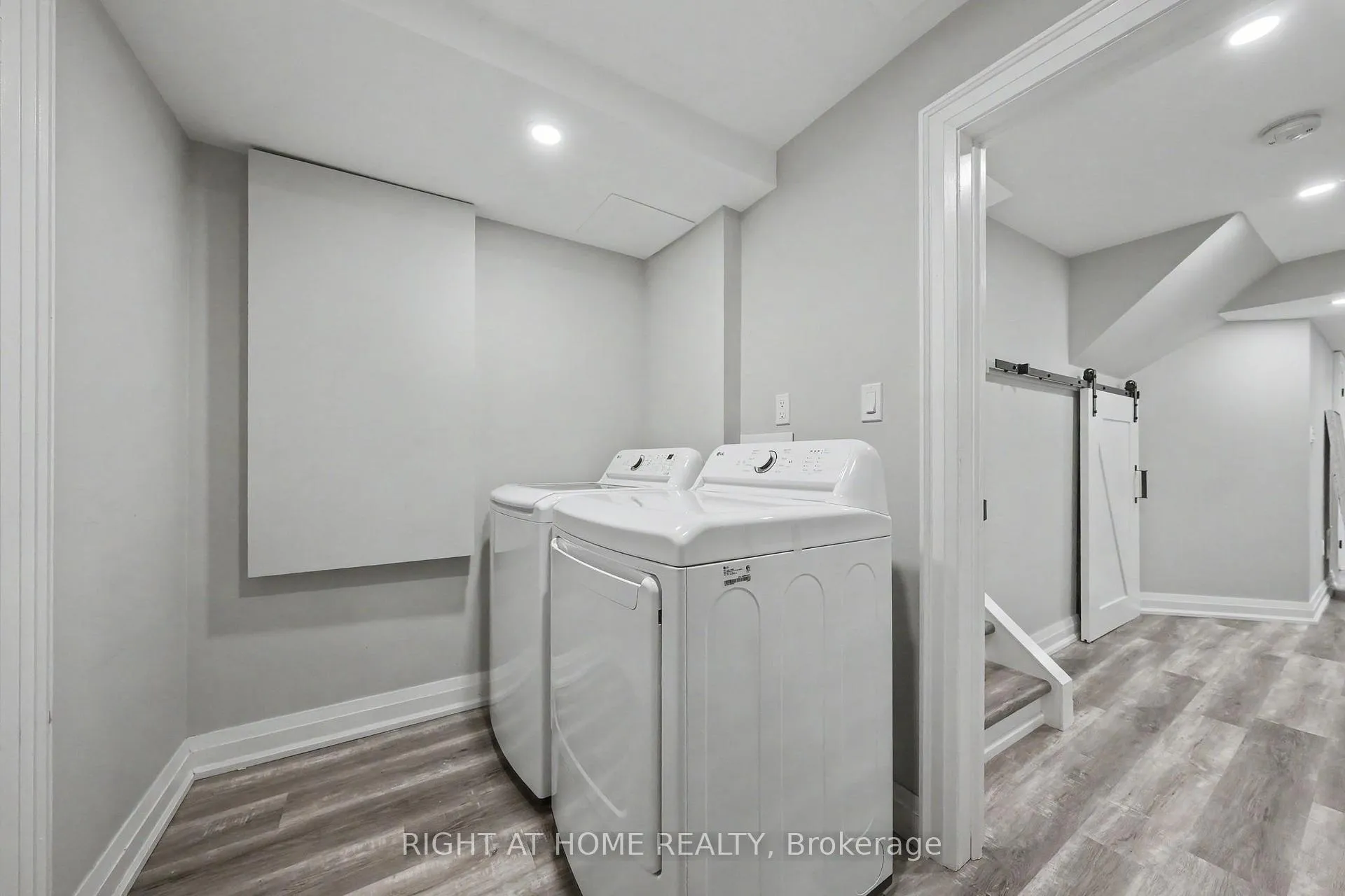 Photo 20 of 235 Montebello Avenue, Vaughan, Sonoma Heights — HOMEH
