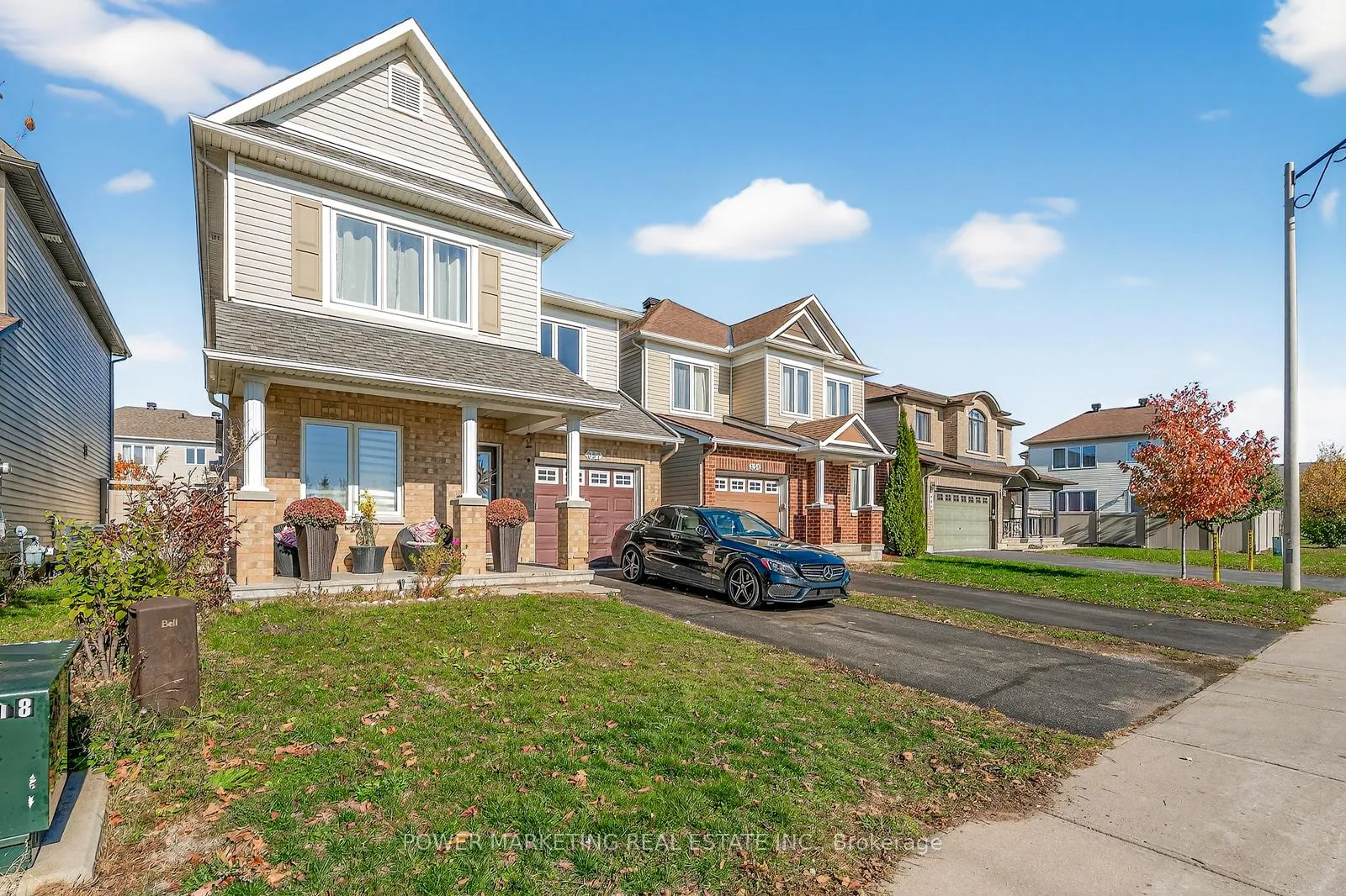 Photo 2 of 657 Clearbrook Drive N, Ottawa, Barrhaven - Strandherd — HOMEH