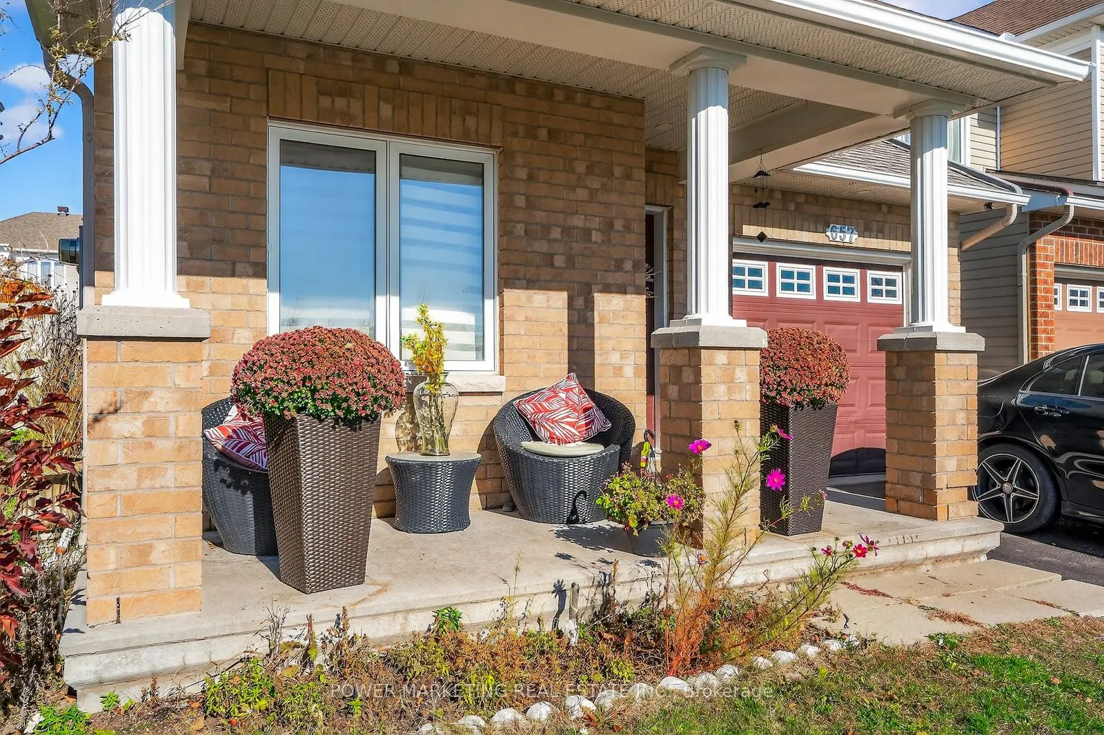Photo 4 of 657 Clearbrook Drive N, Ottawa, Barrhaven - Strandherd — HOMEH