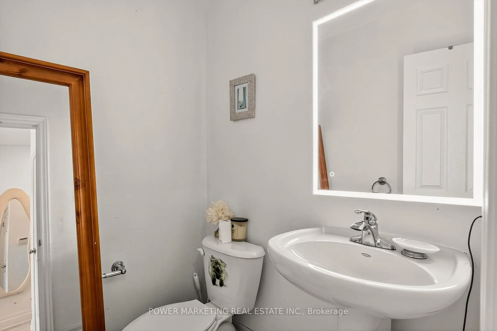 Photo 7 of 657 Clearbrook Drive N, Ottawa, Barrhaven - Strandherd — HOMEH