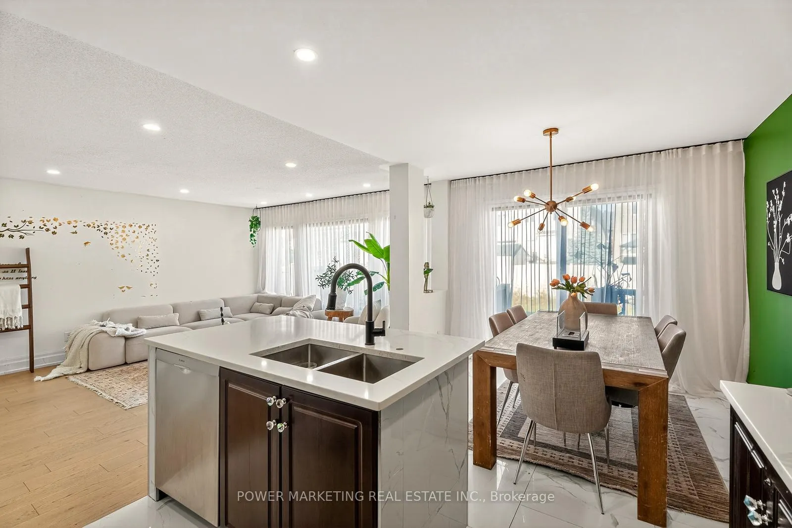 Photo 28 of 657 Clearbrook Drive N, Ottawa, Barrhaven - Strandherd — HOMEH