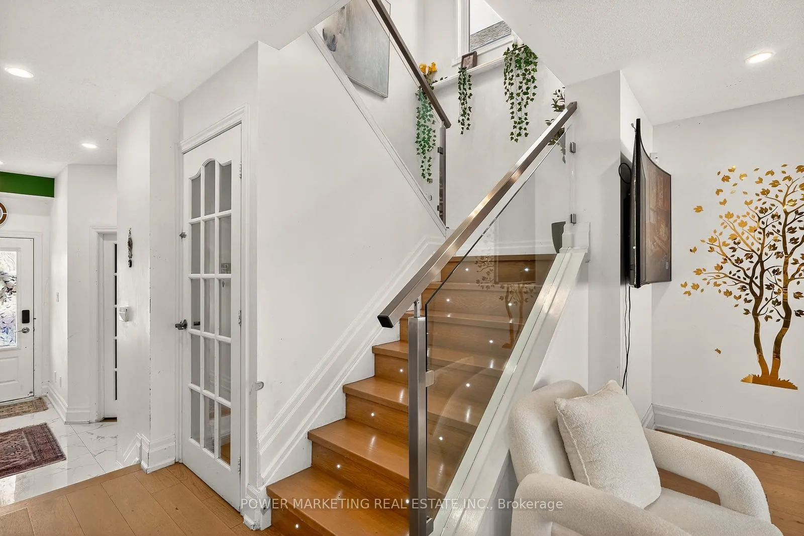 Photo 14 of 657 Clearbrook Drive N, Ottawa, Barrhaven - Strandherd — HOMEH