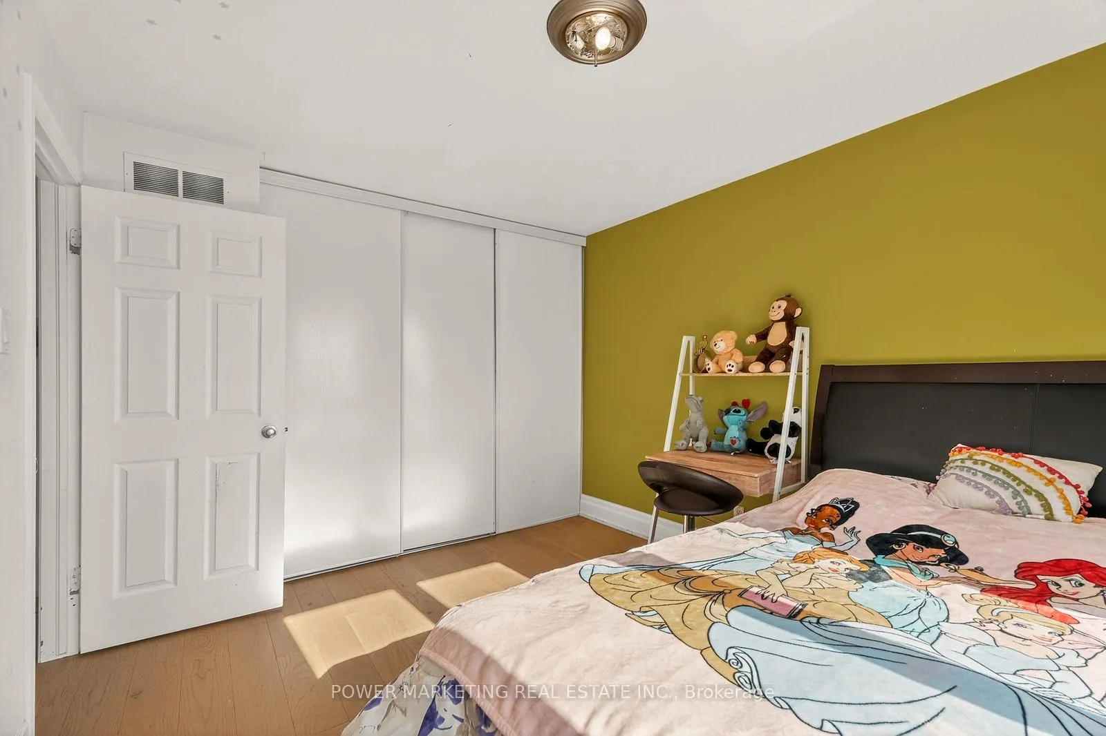 Photo 30 of 657 Clearbrook Drive N, Ottawa, Barrhaven - Strandherd — HOMEH