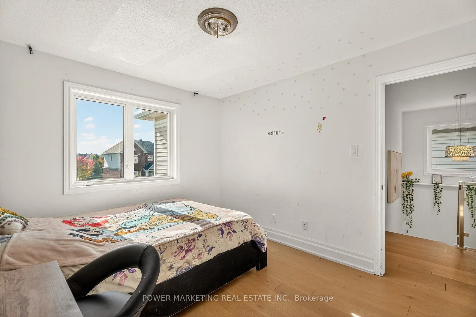 Photo 20 of 657 Clearbrook Drive N, Ottawa, Barrhaven - Strandherd — HOMEH