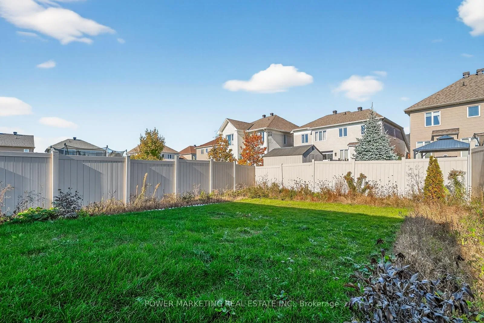 Photo 23 of 657 Clearbrook Drive N, Ottawa, Barrhaven - Strandherd — HOMEH