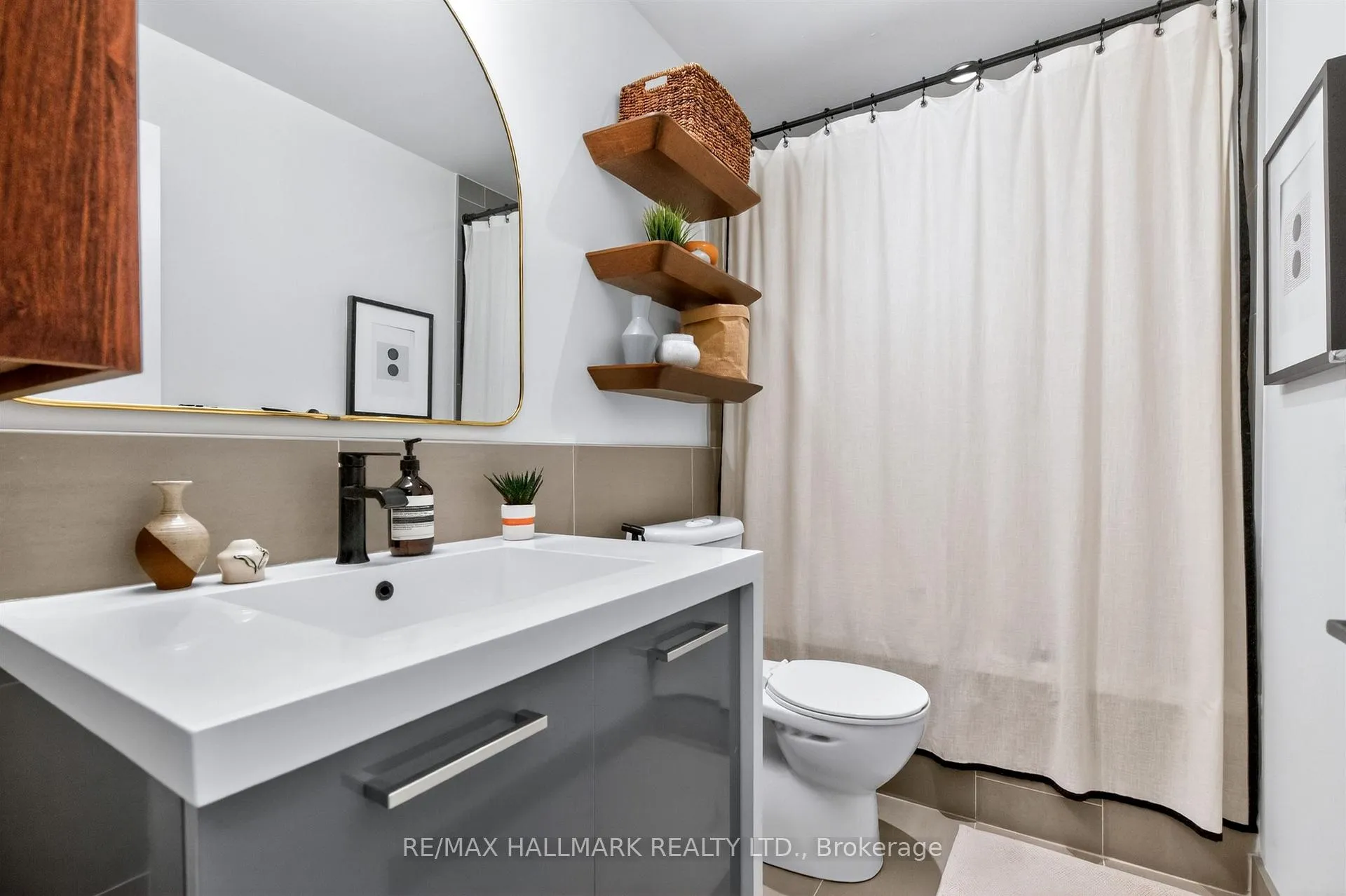 Photo 23 of Unit 508, 319 Carlaw Avenue, Toronto, South Riverdale — HOMEH