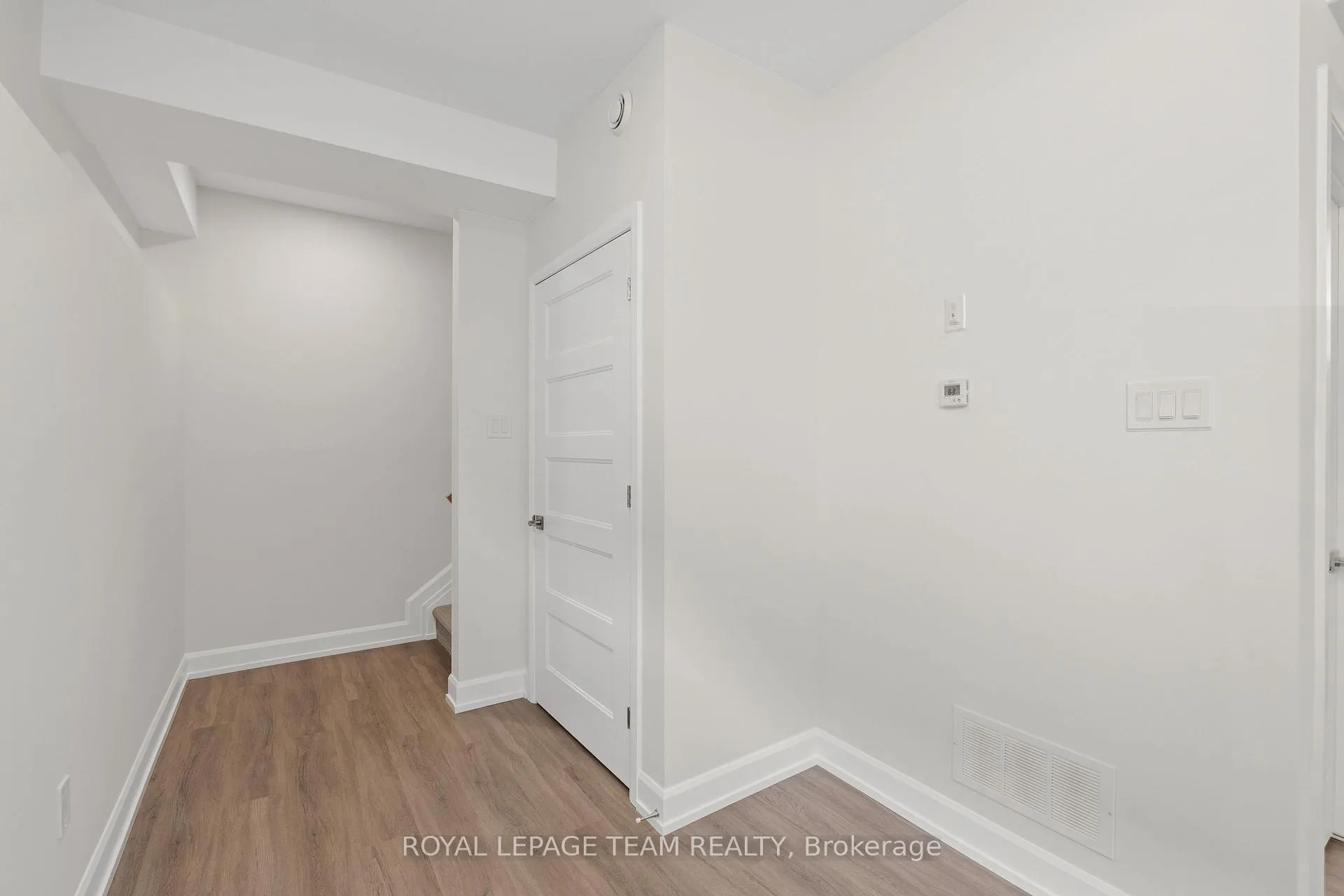 Photo 3 of Unit C, 6954 Notre Dame Street, Ottawa, Chateauneuf — HOMEH