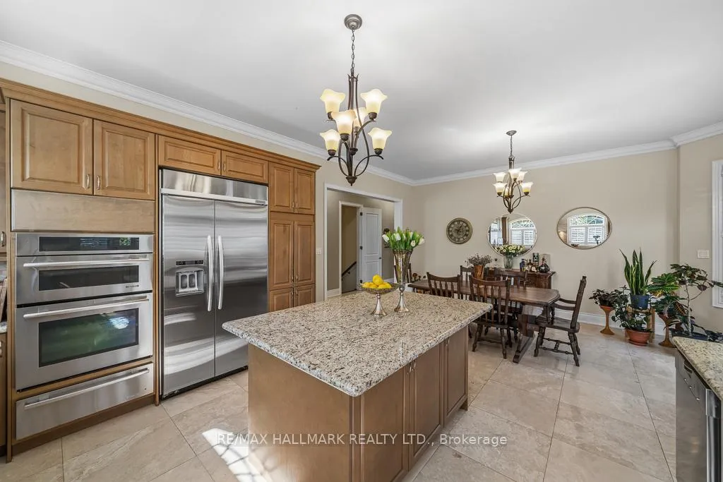 Photo 15 of 321 Grand Vellore Crescent, Vaughan, Vellore Village — HOMEH