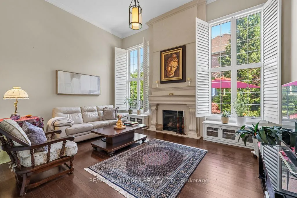 Photo 17 of 321 Grand Vellore Crescent, Vaughan, Vellore Village — HOMEH