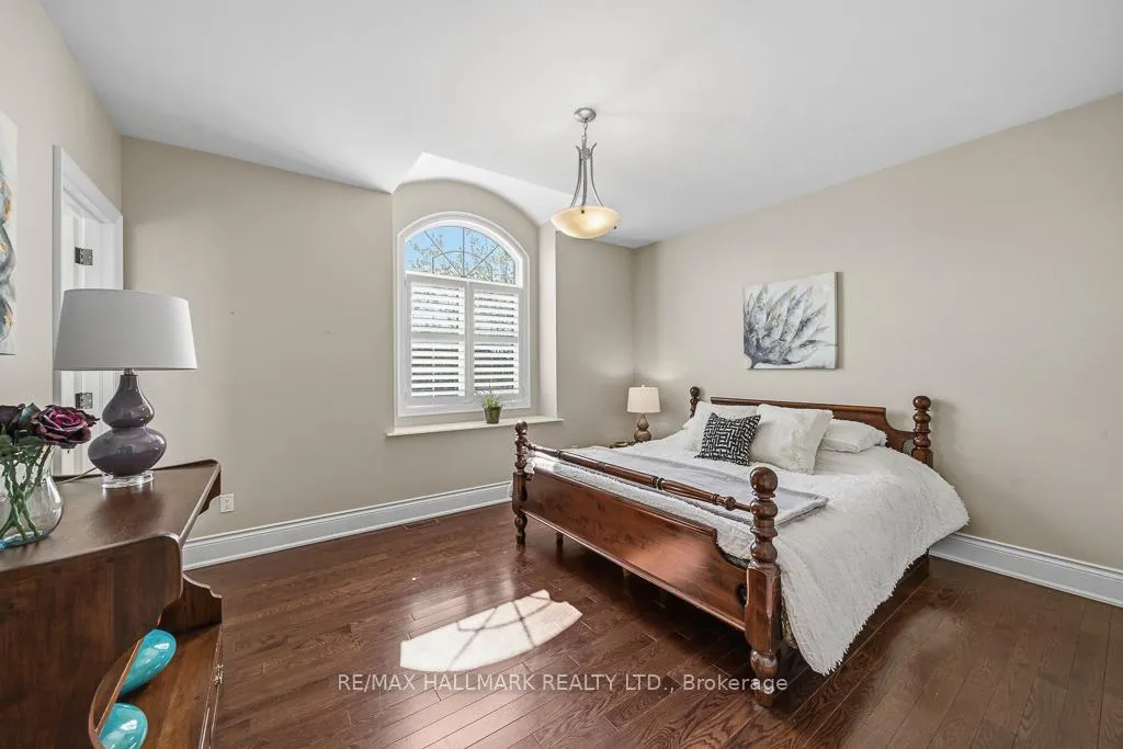 Photo 26 of 321 Grand Vellore Crescent, Vaughan, Vellore Village — HOMEH