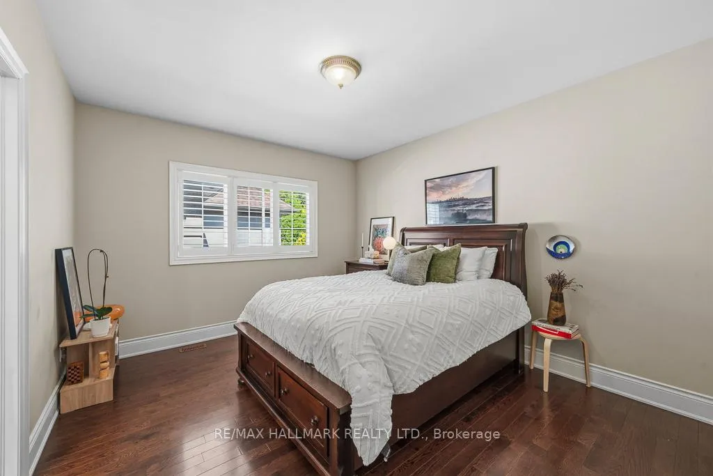 Photo 28 of 321 Grand Vellore Crescent, Vaughan, Vellore Village — HOMEH