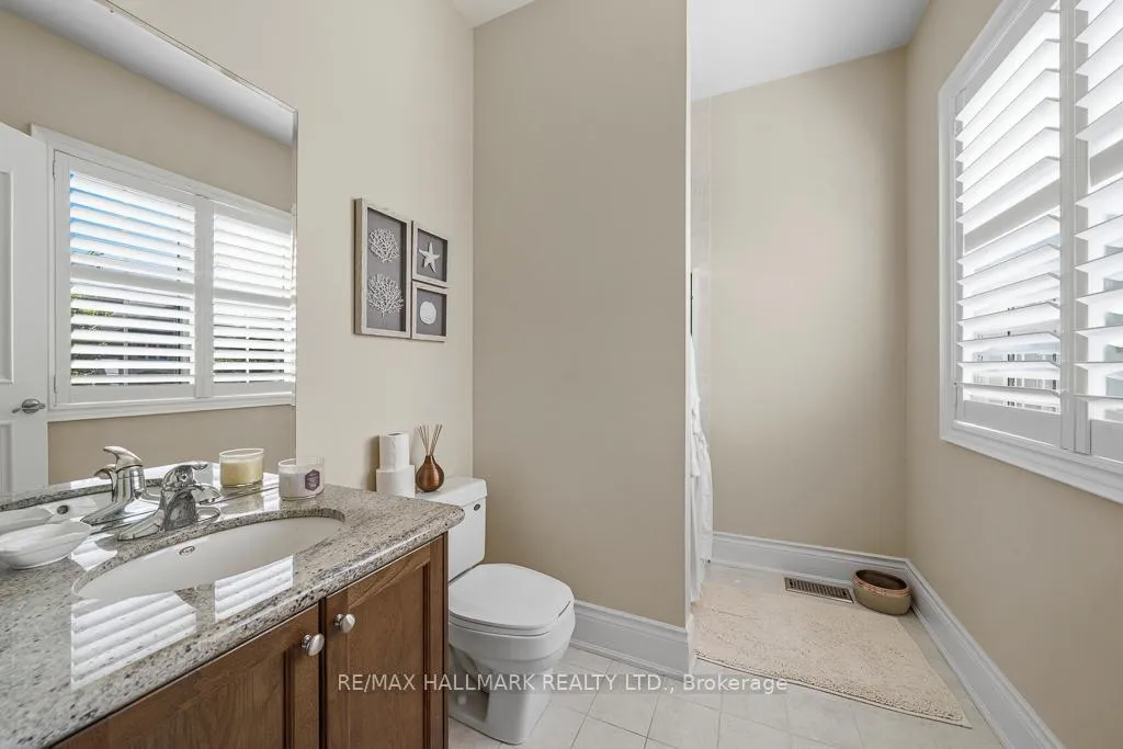 Photo 29 of 321 Grand Vellore Crescent, Vaughan, Vellore Village — HOMEH