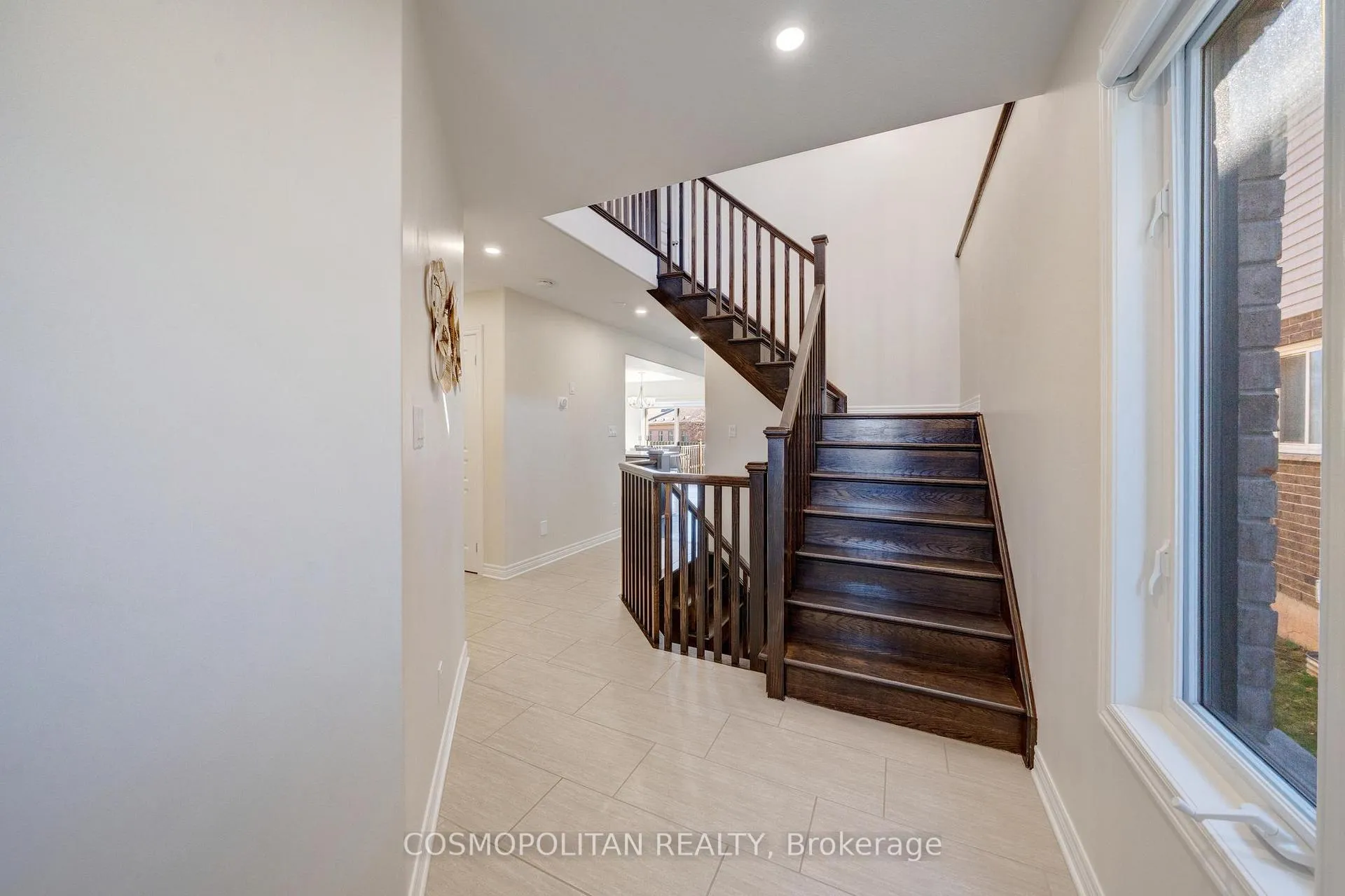 Photo 6 of 8396 Glavcic Drive, Niagara Falls, Forestview — HOMEH