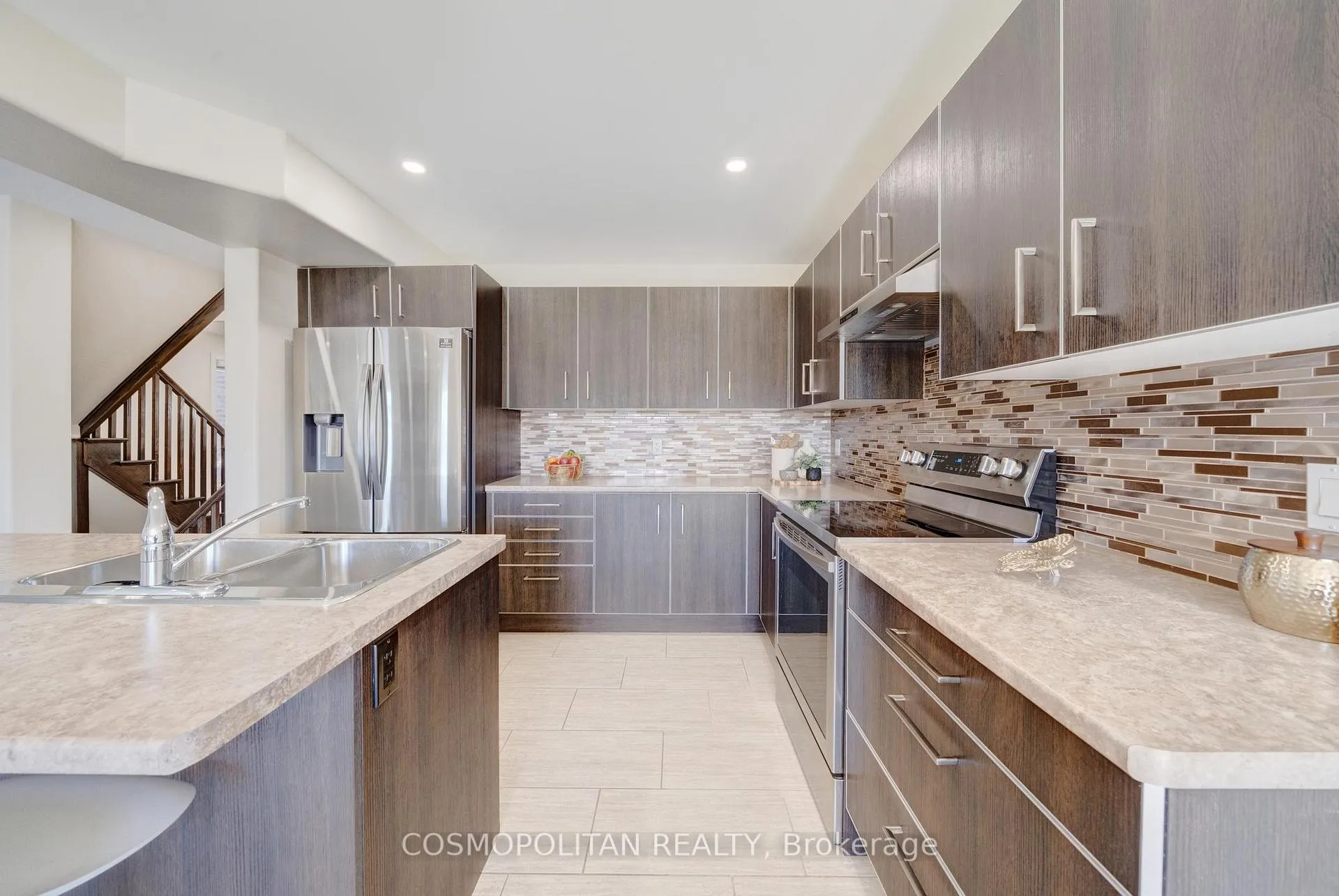Photo 17 of 8396 Glavcic Drive, Niagara Falls, Forestview — HOMEH
