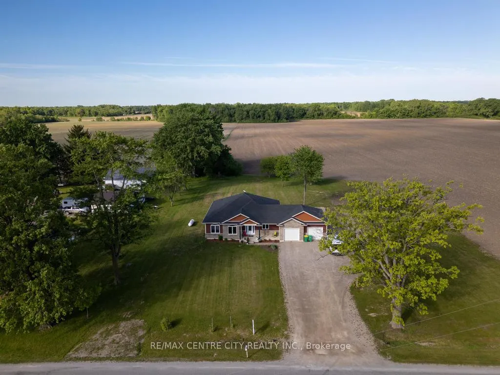 Photo 4 of 22273 Pratt Siding Road, Southwest Middlesex, Glencoe — HOMEH