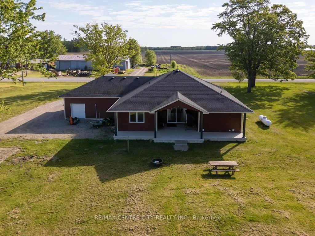 Photo 8 of 22273 Pratt Siding Road, Southwest Middlesex, Glencoe — HOMEH