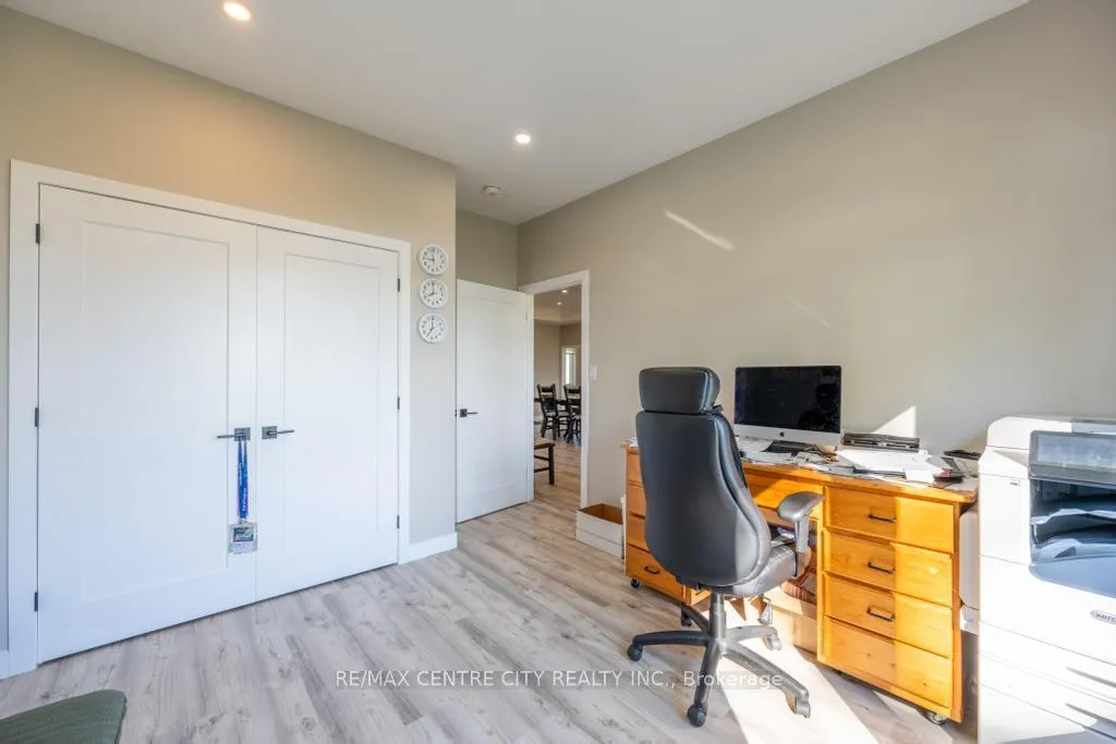 Photo 19 of 22273 Pratt Siding Road, Southwest Middlesex, Glencoe — HOMEH