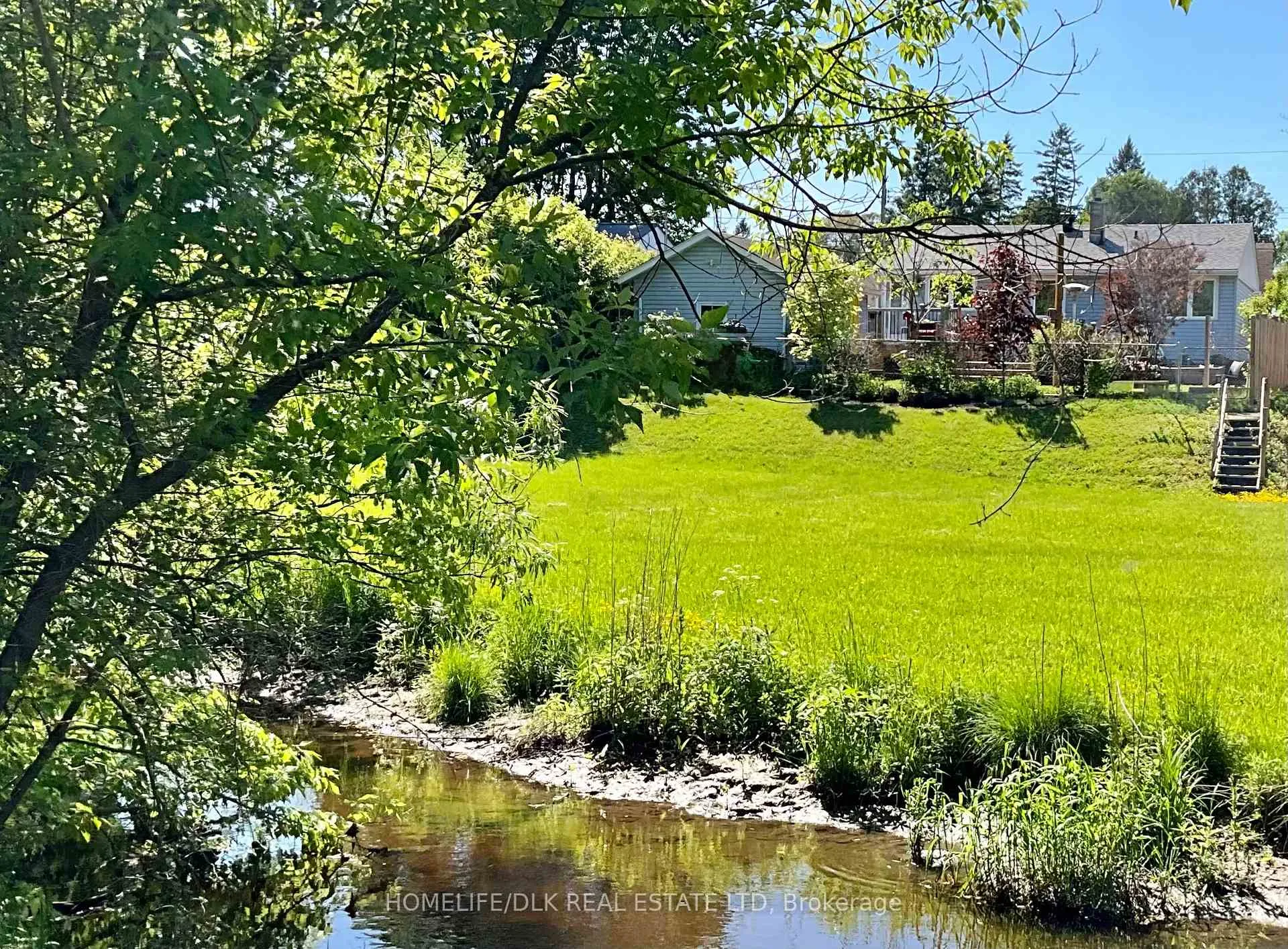Photo 10 of 82 Brookview Crescent, Brockville — HOMEH