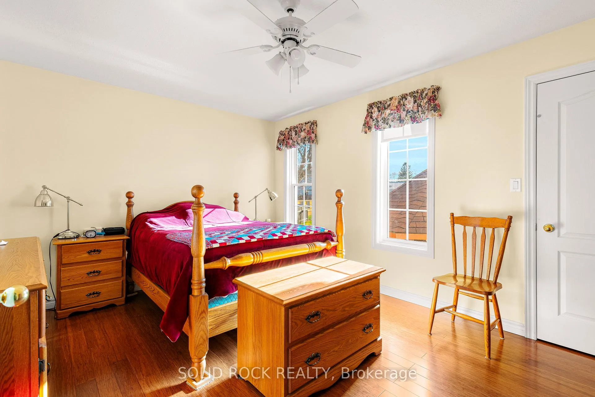Photo 22 of 26 Regency Place, Brockville — HOMEH