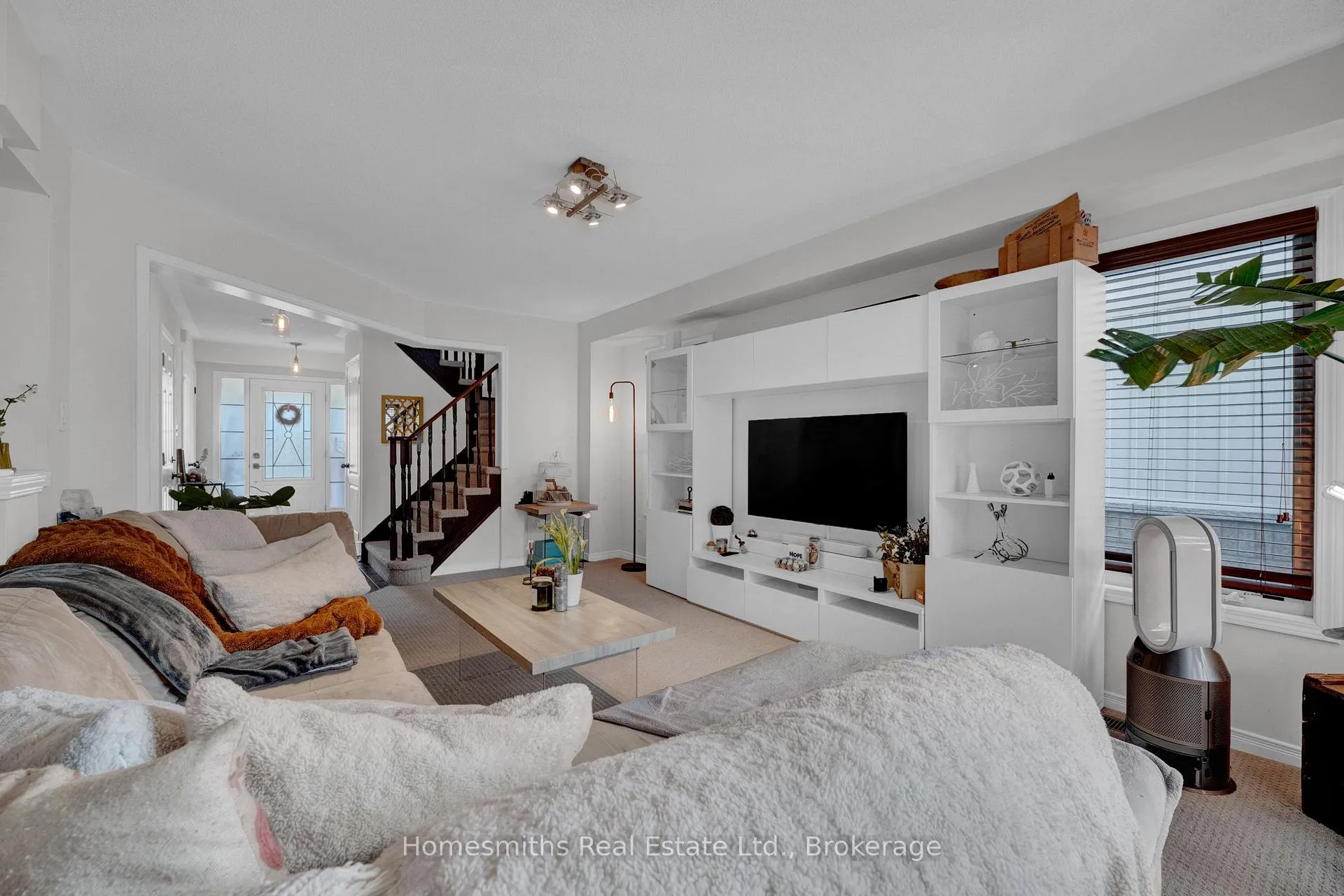 Photo 13 of 74 Sidney Rundle Avenue, Clarington, Bowmanville — HOMEH