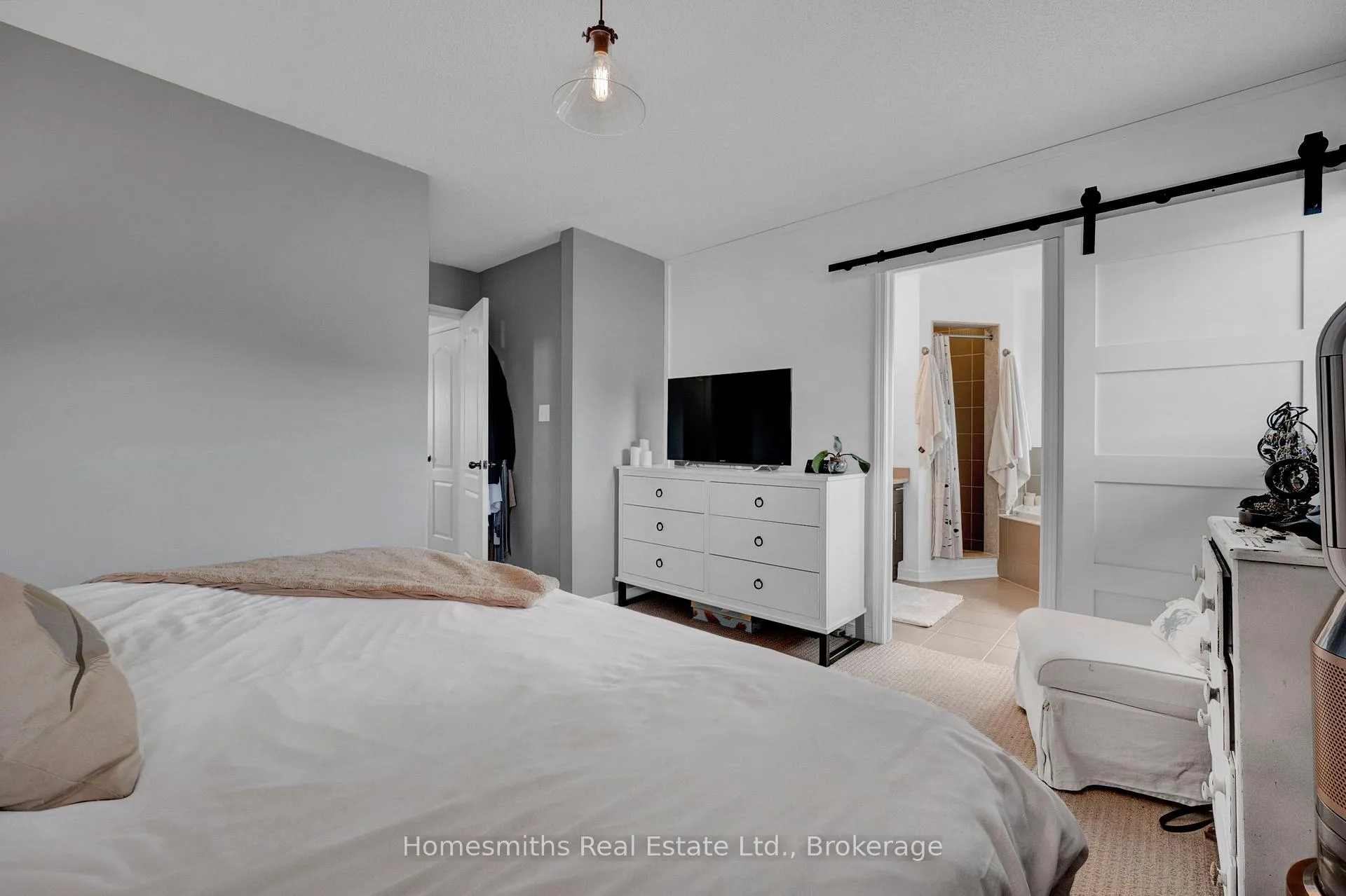 Photo 32 of 74 Sidney Rundle Avenue, Clarington, Bowmanville — HOMEH