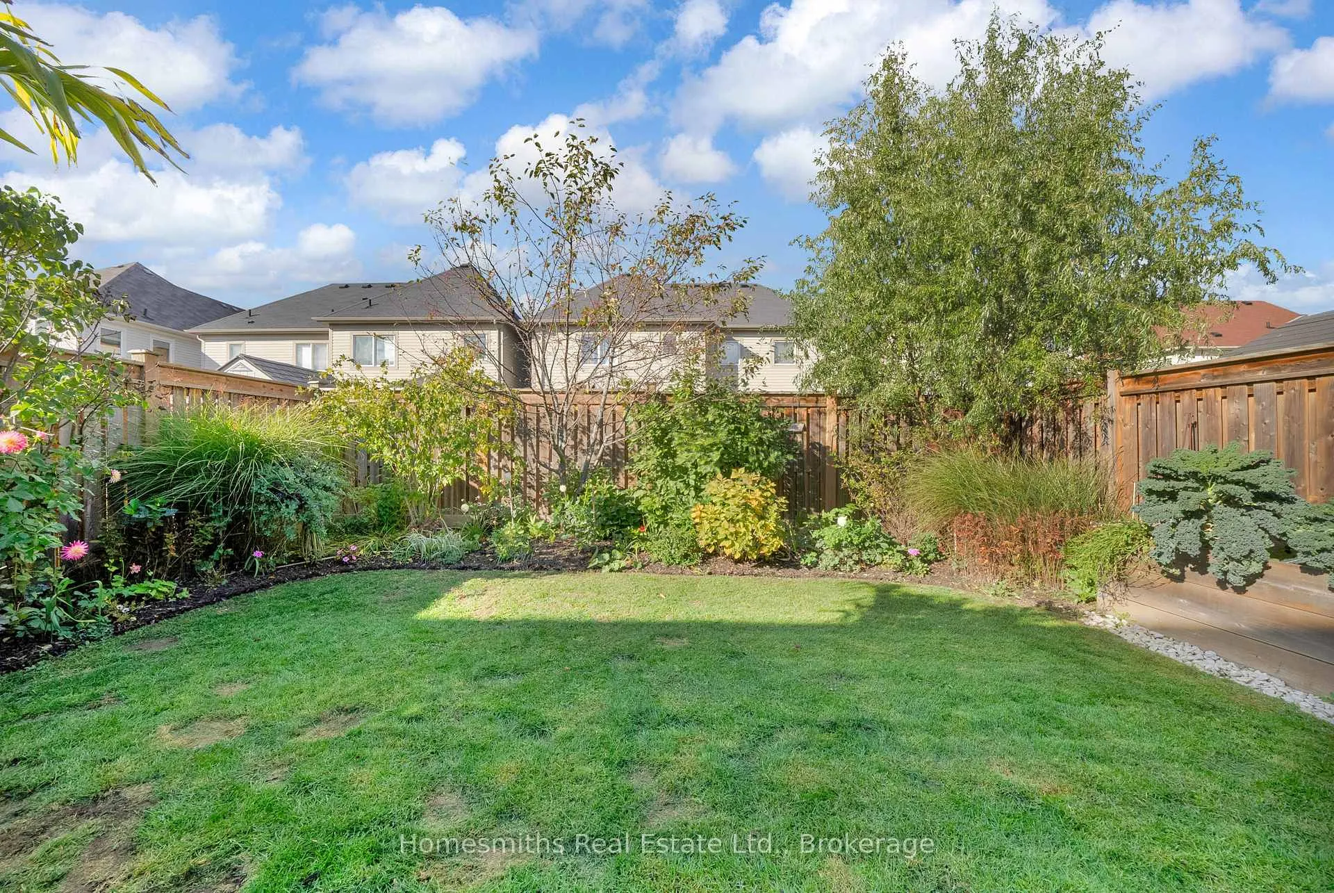 Photo 42 of 74 Sidney Rundle Avenue, Clarington, Bowmanville — HOMEH