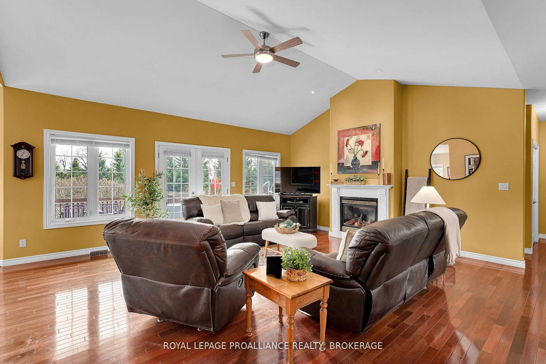 Photo 11 of 61 Conner Drive, Gananoque — HOMEH