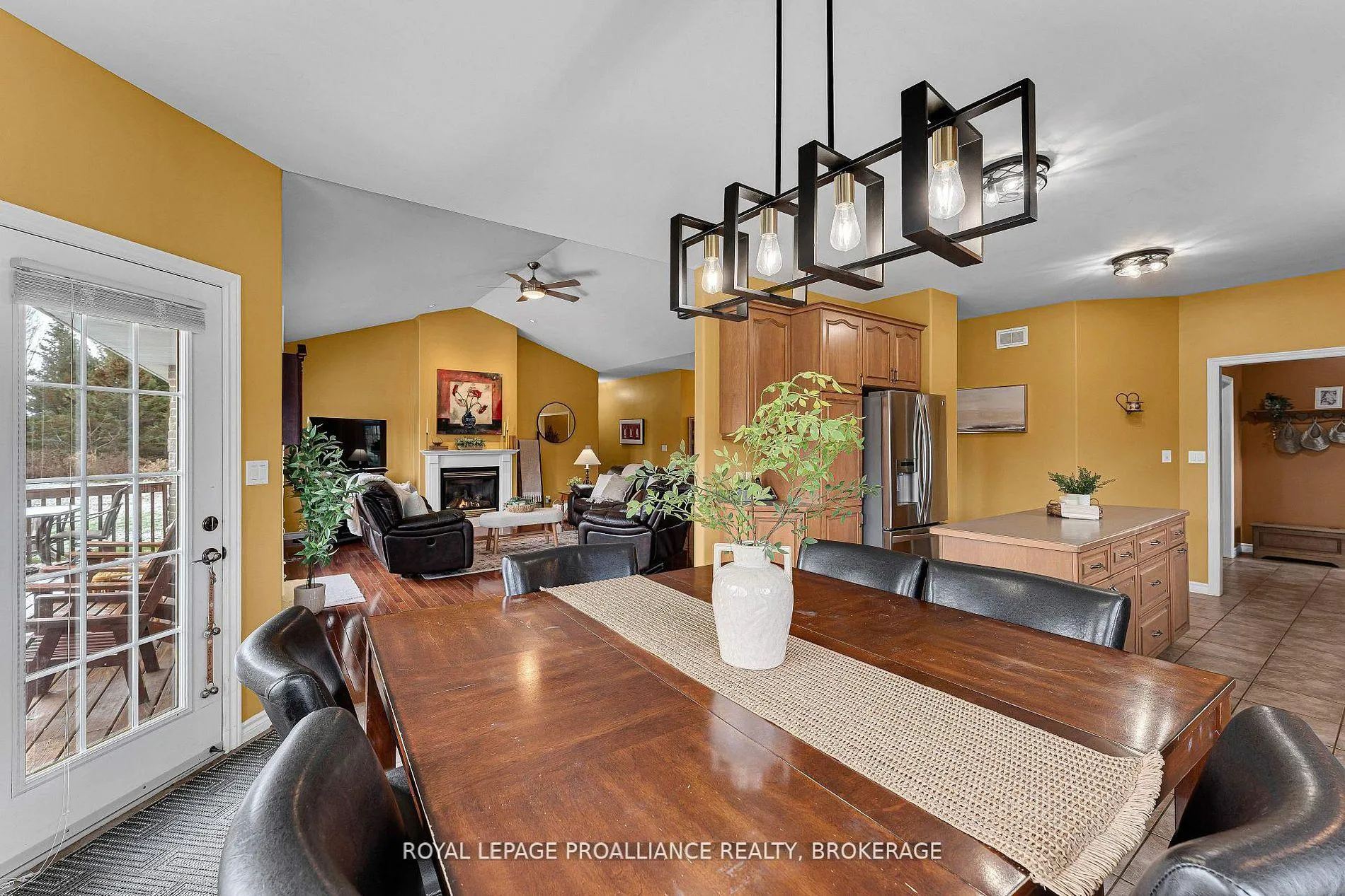 Photo 17 of 61 Conner Drive, Gananoque — HOMEH